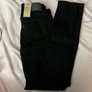 Levi's 711 skinny jeans